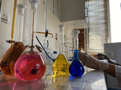 آزمایشگاه فیزیکوشیمیایی